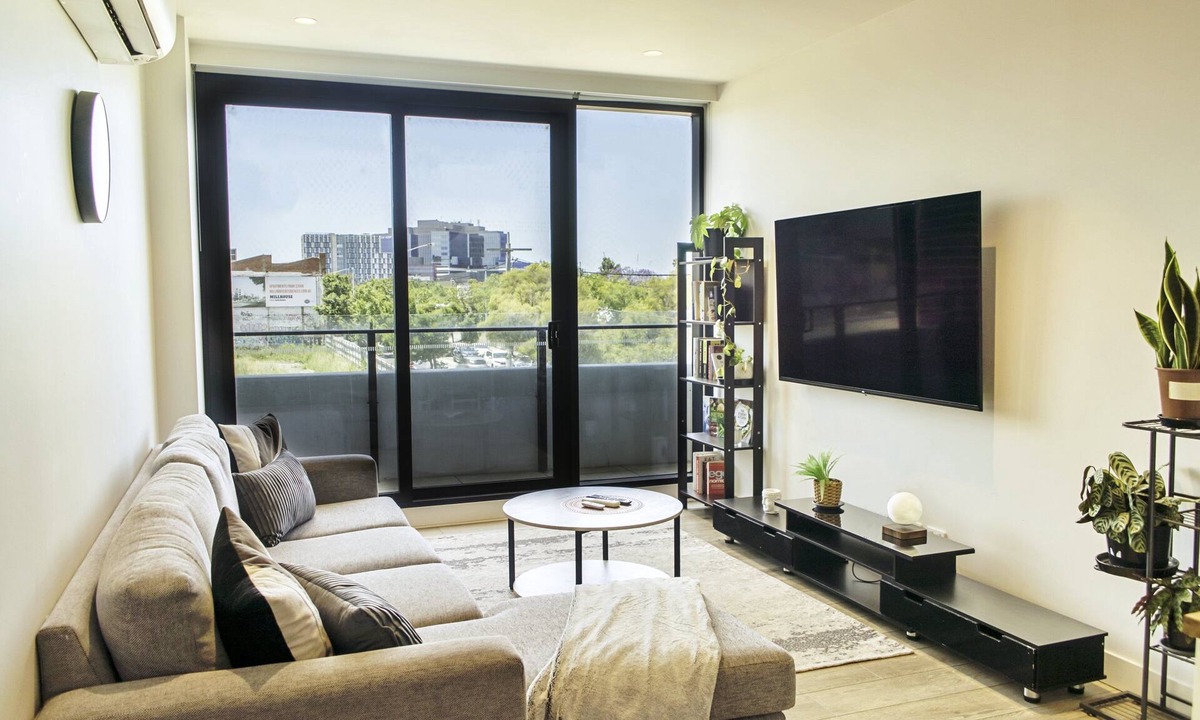 Footscray Apartment | Contemporary Comfort