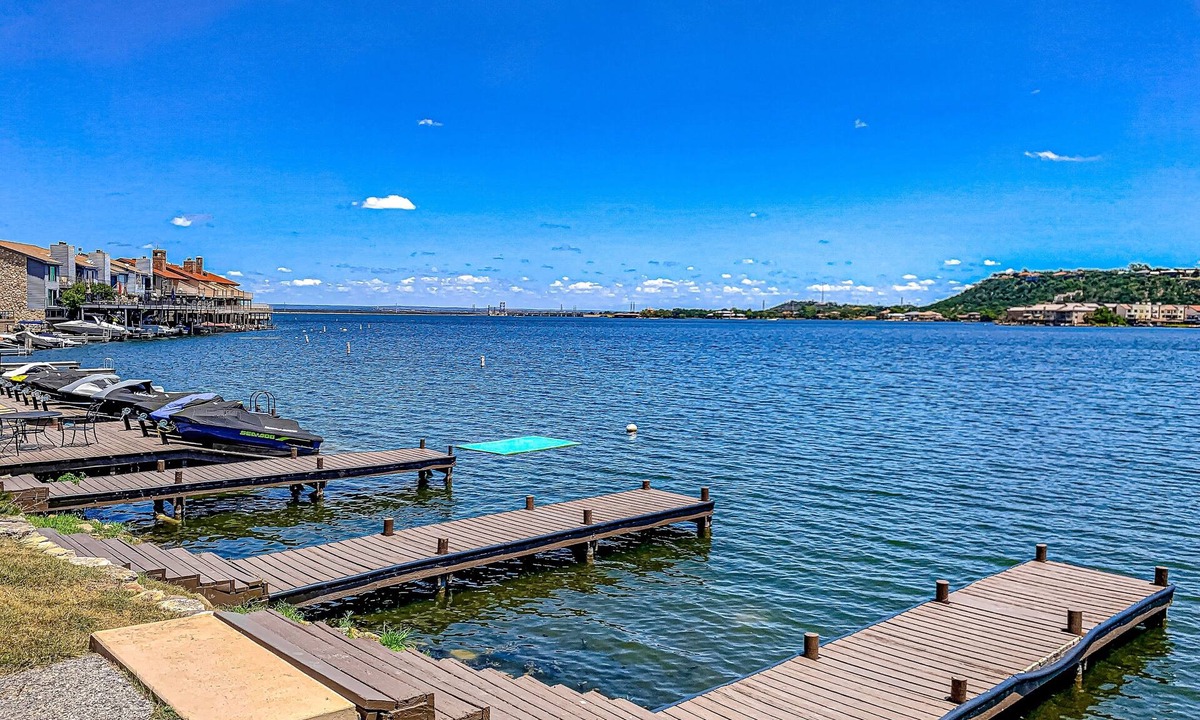 Horseshoe Bay House | Contemporary, dog-friendly townhouse with balcony, pool & day docks