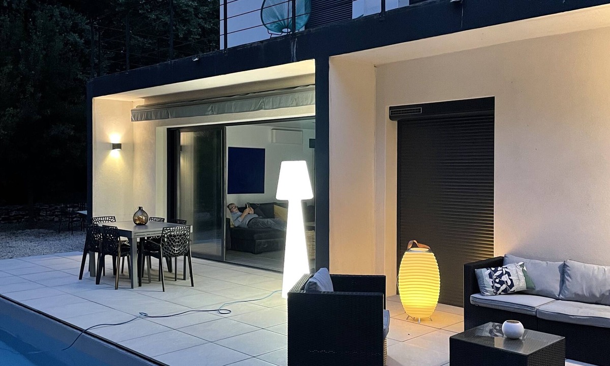 Grignan House | Contemporary house Grignan