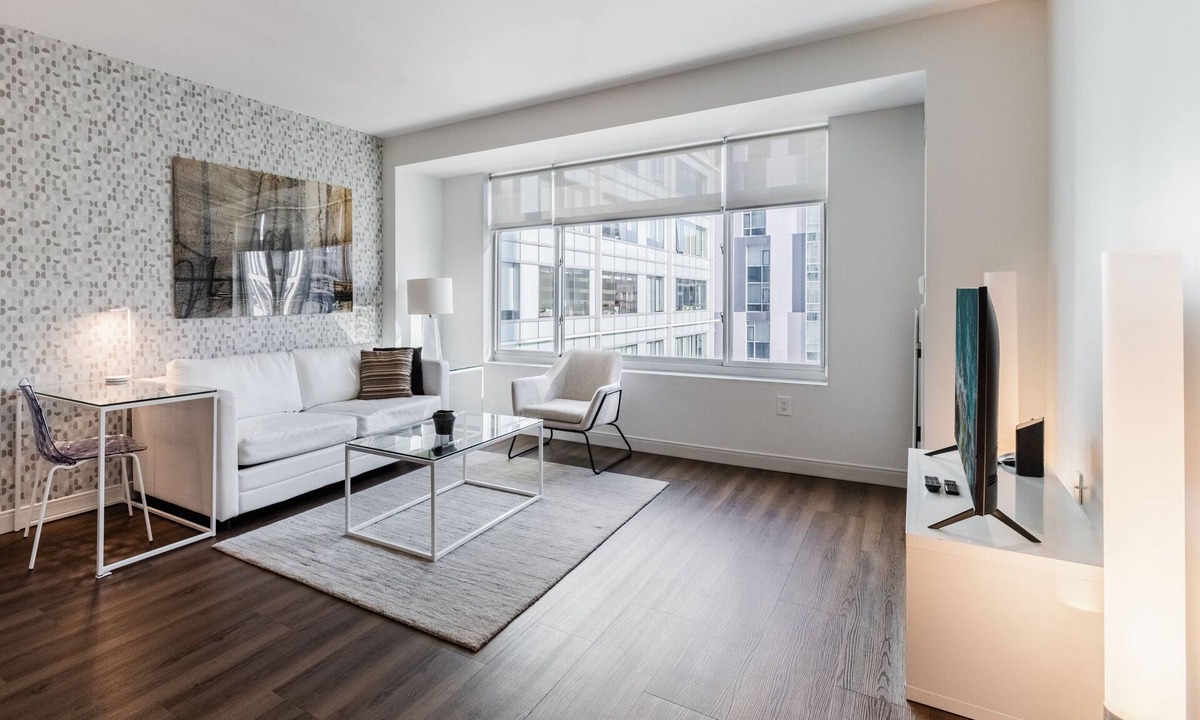 East Cambridge Apartment | Contemporary One Bedroom in Kendall Square