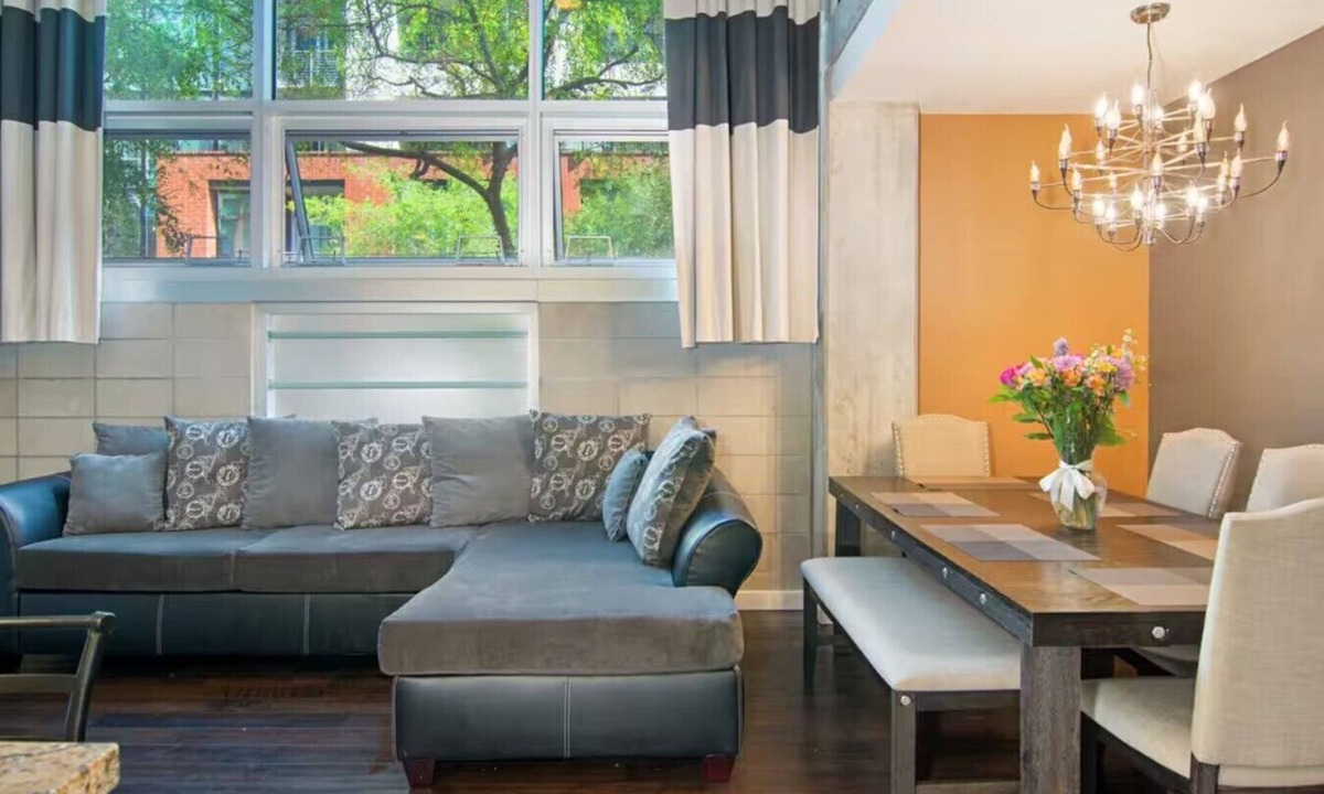 East Village Condo | Contemporary Urban Loft in the Heart of DT San Diego with Private Entrance