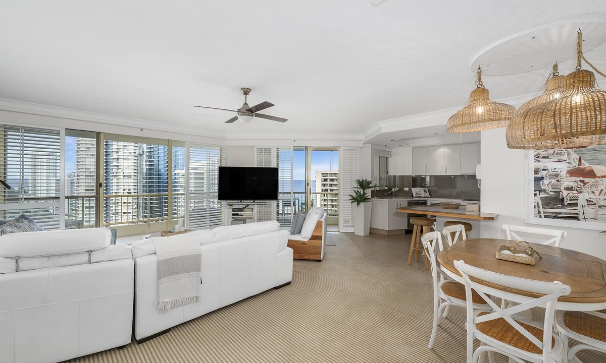 Main Beach Apartment | Contessa Queen - Main Beach