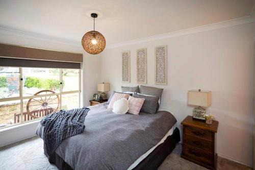 Parkes House | Contractor's Heaven and Entertainer