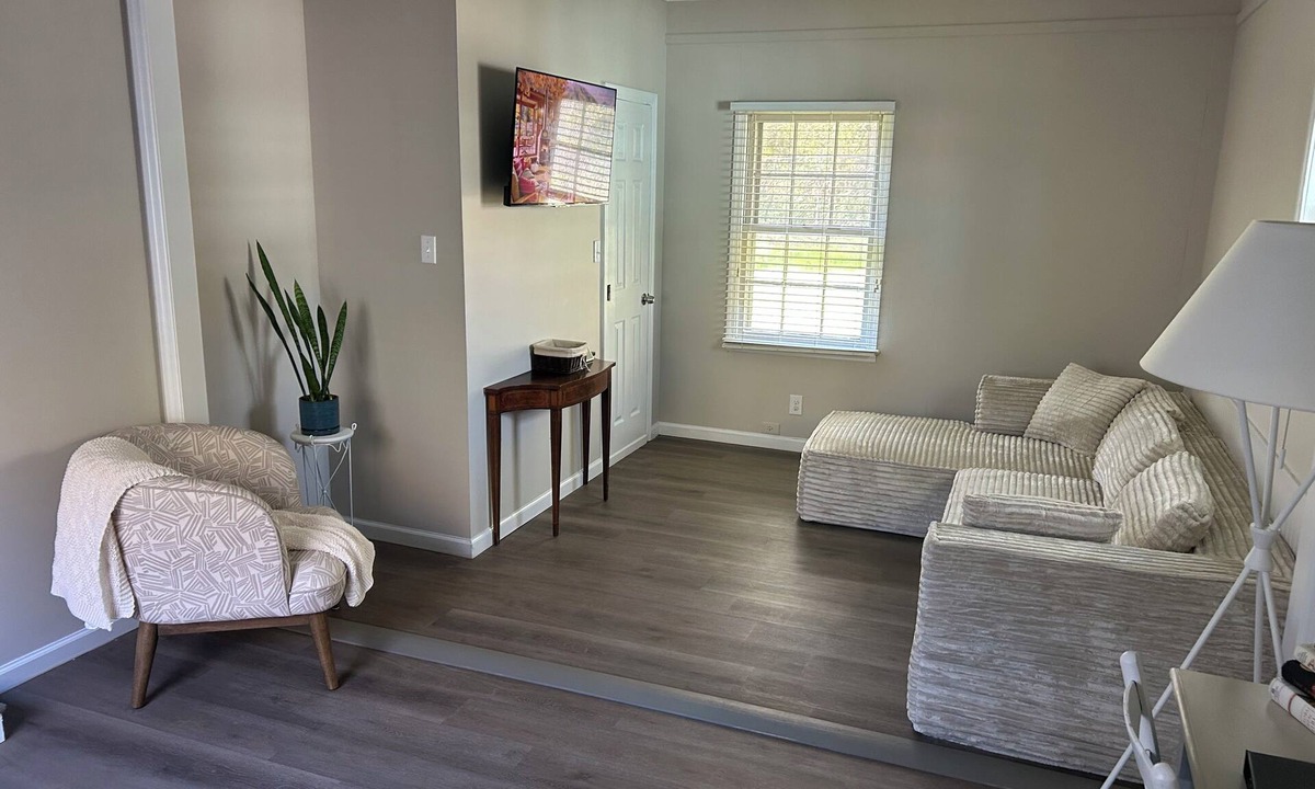 Cleveland Apartment | Convenient 2BR -1.5 bath near Lee University, Chattanooga airport, Ocoee River