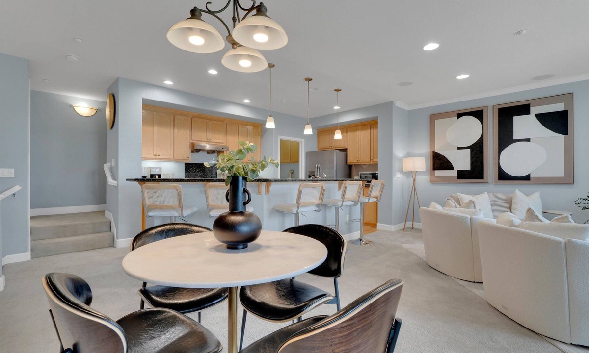 North San Jose Condo | Convenient and Accessible, Park + BBQ + Pool +Gym