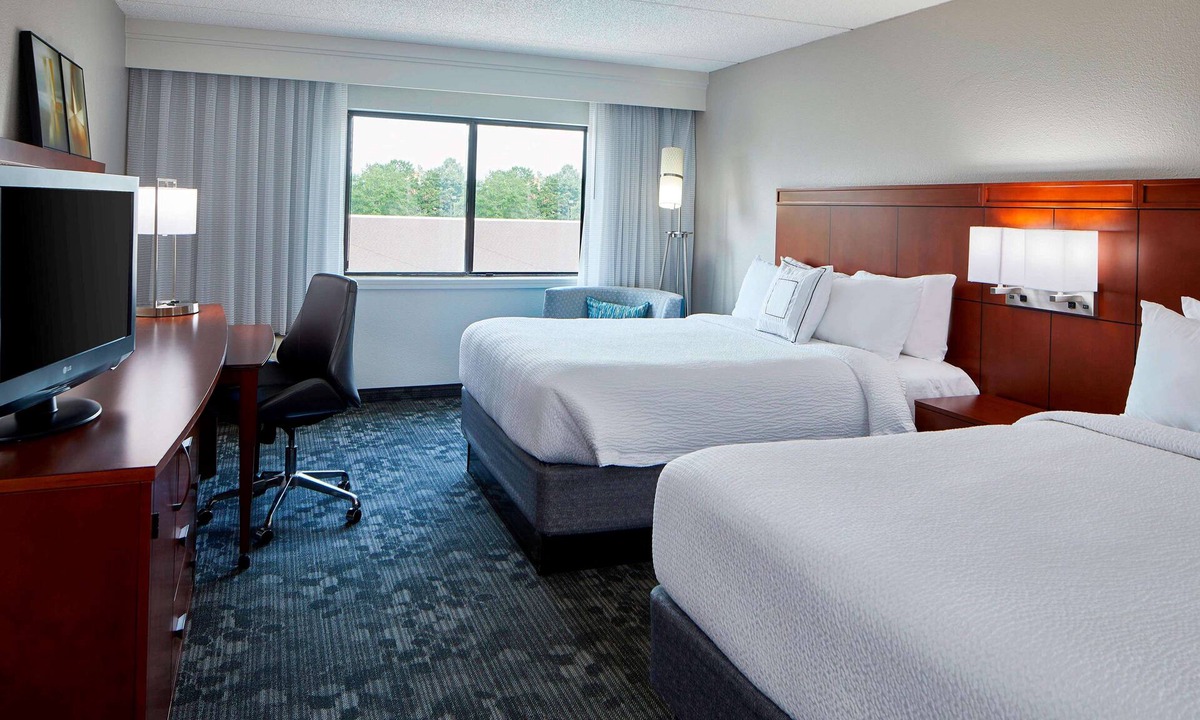 Morrisville Hotel | Convenient Location! Fitness Center, On-Site Dining, Airport Shuttle!