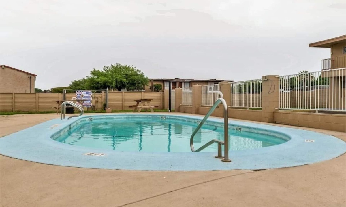 West San Antonio Hotel | Convenient Room with 2 King Beds Near SeaWorld San Antonio Area with Pool