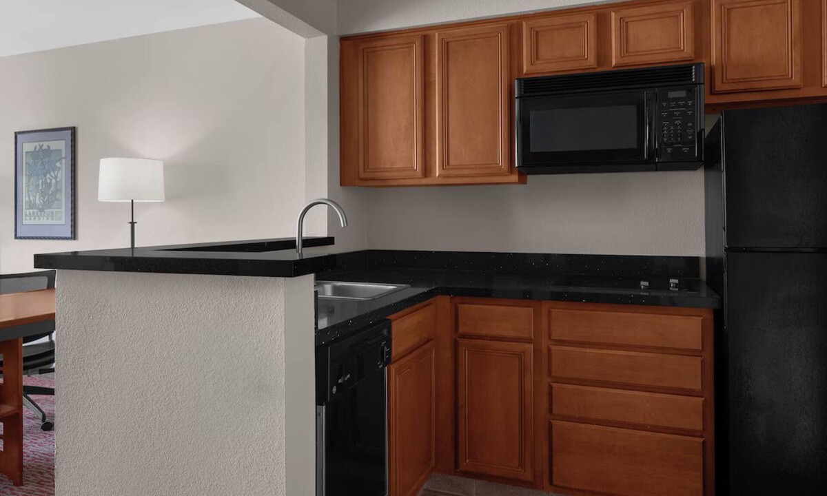 Downtown Hotel | Convenient Studio w/Fully Equipped Kitchen off San Tomas Expy - Parking