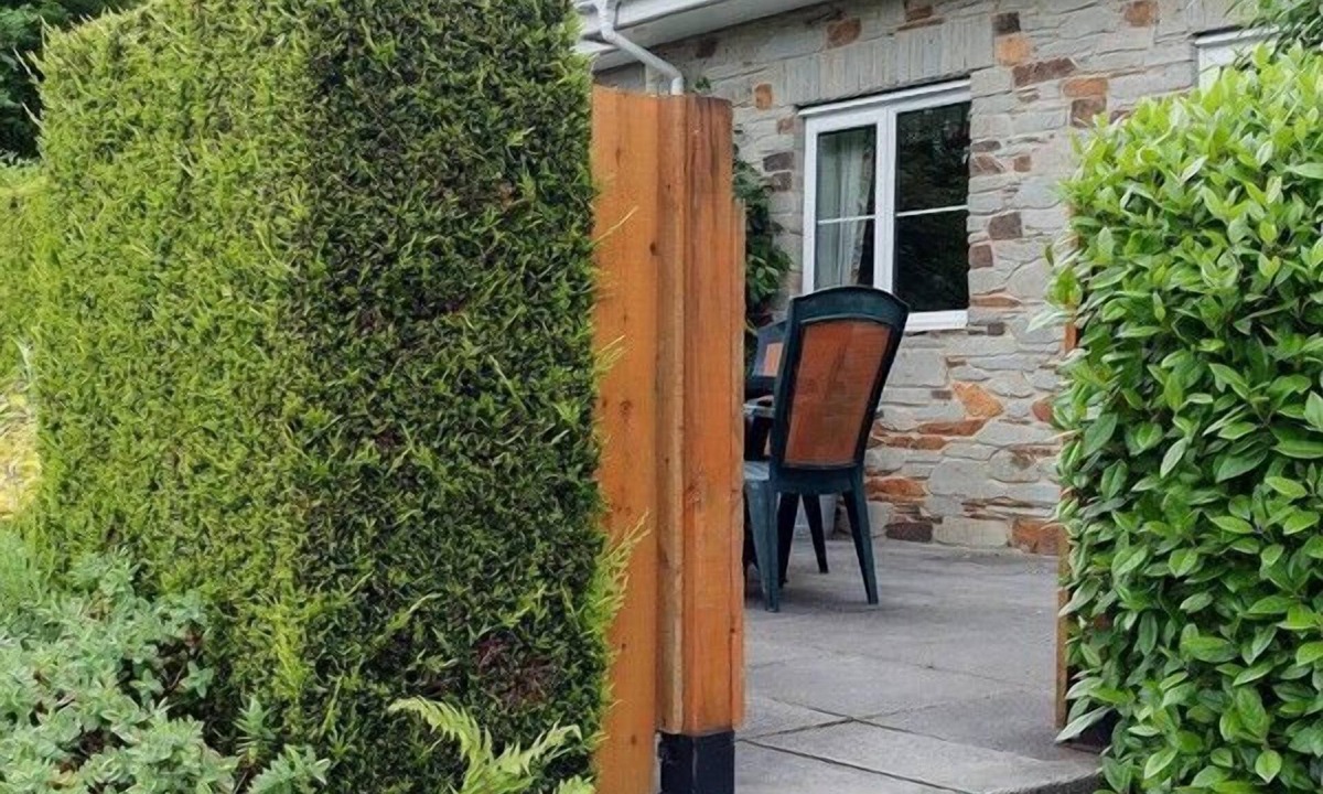 Saltash Cottage | Conveniently located to explore all that Cornwall and Devon have to offer