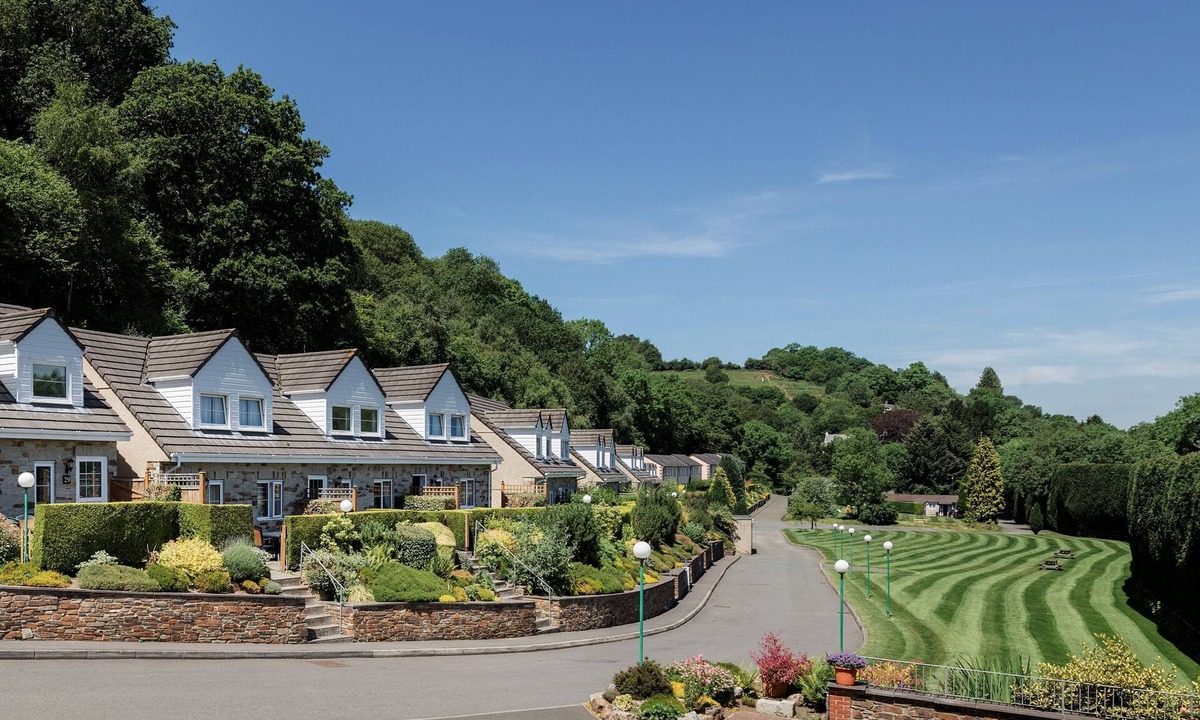 Saltash Cottage | Conveniently located to explore all that Cornwall and Devon have to offer