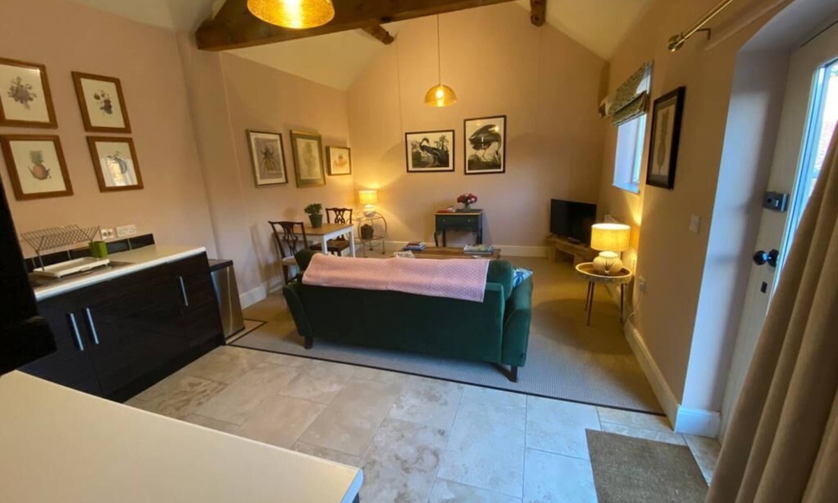 Fradley House | Converted Boutique Barn