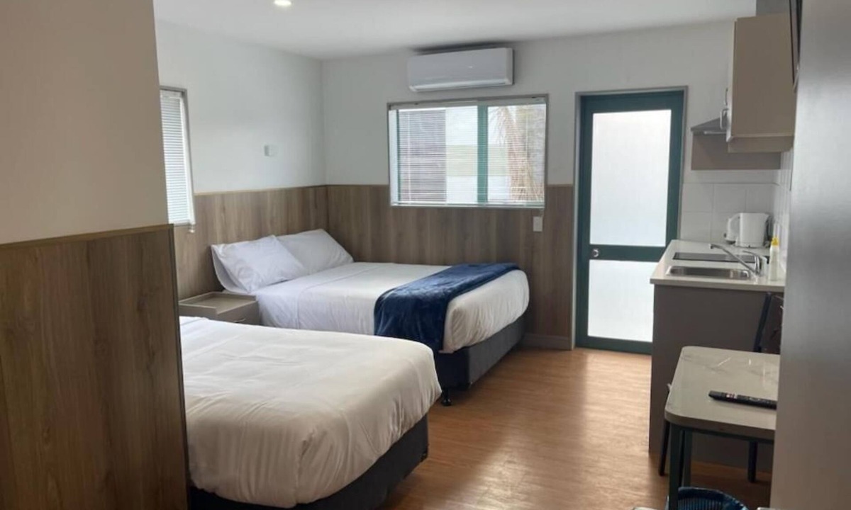 Manukau City Hotel | Conway Motel