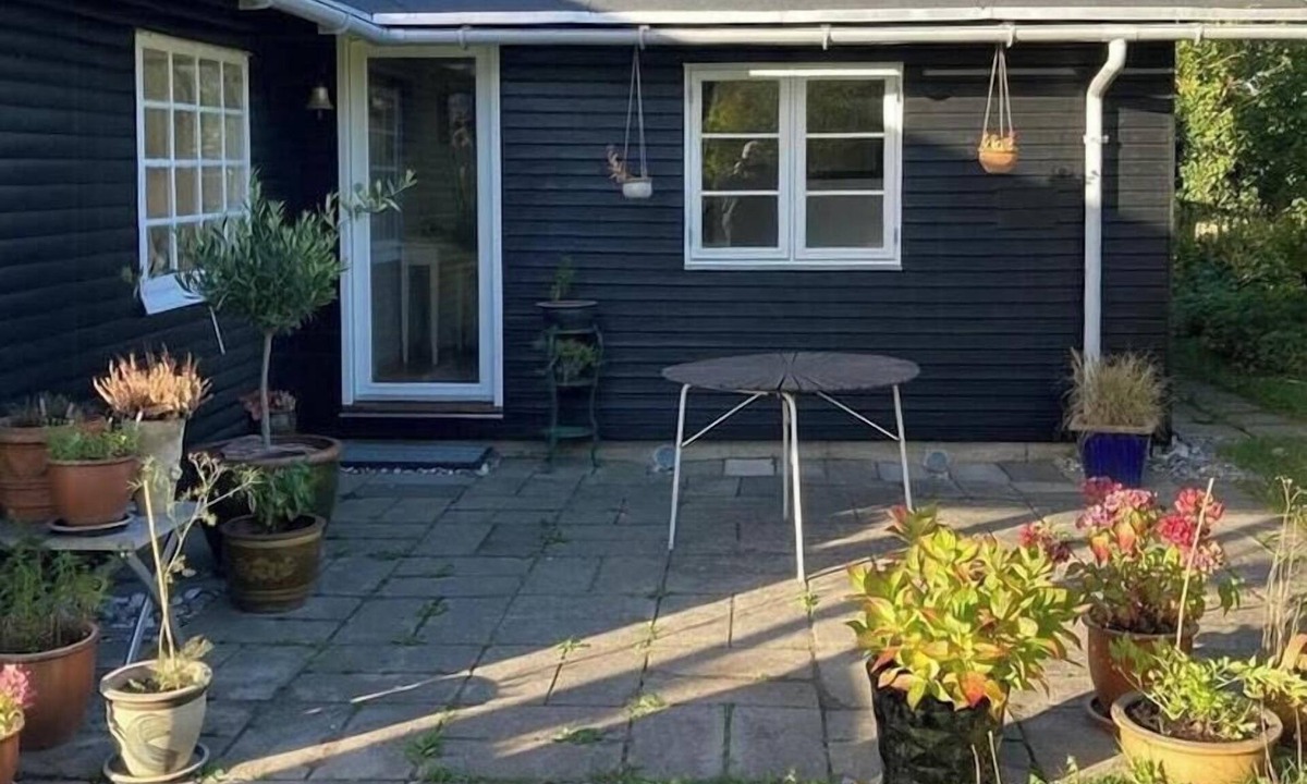 Beder Malling House | Cooking over fire and coziness near Ajstrup Beach