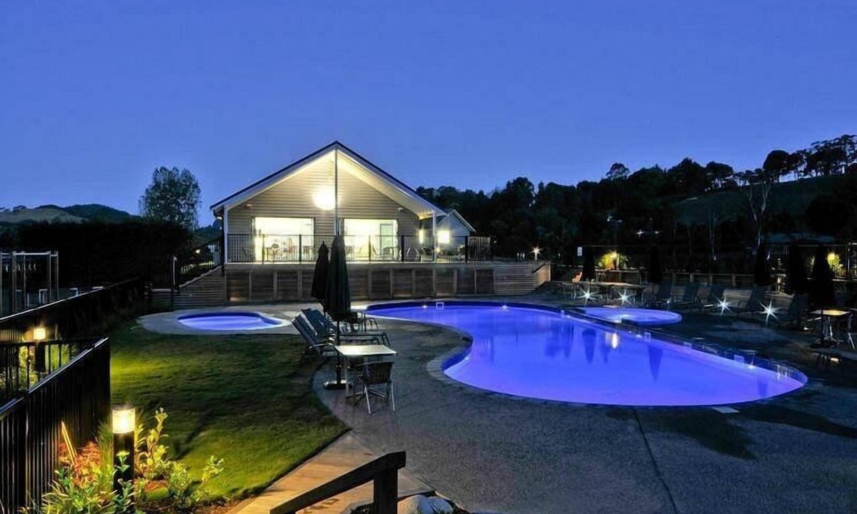 Cooks Beach Apartment | Cooks Beach Resort