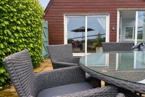 Bude Ski Chalet | Coombe Corner Cornwall