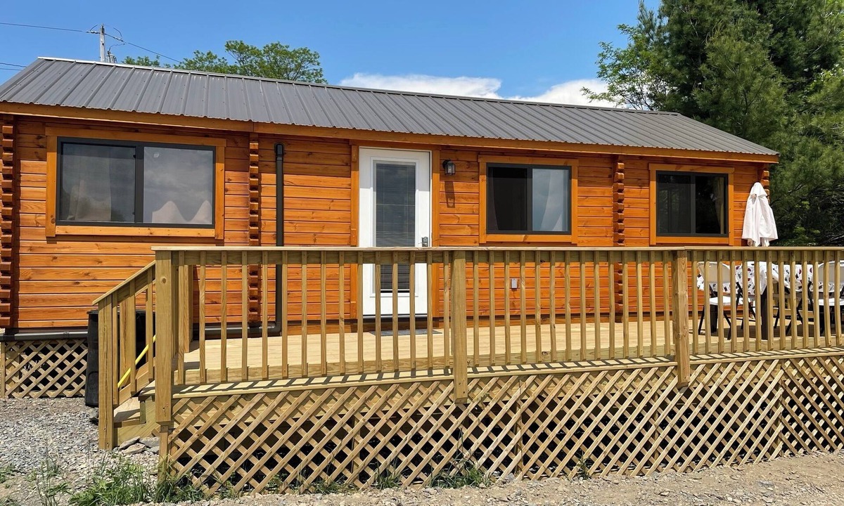 Milford Cabin | Cooperstown Double Play Glenview Cabin C