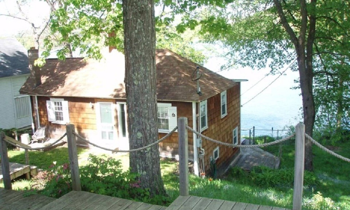 Oneonta Cottage | COOPERSTOWN DREAMS PARK/ALL STAR VILLAGE RENTAL ON LAKE