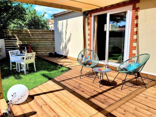 Saint-Aignan-Grandlieu House | Copacabana TINY HOUSE studio terrasse jardin