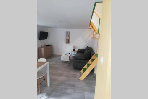 La Fere House | COPACABANA