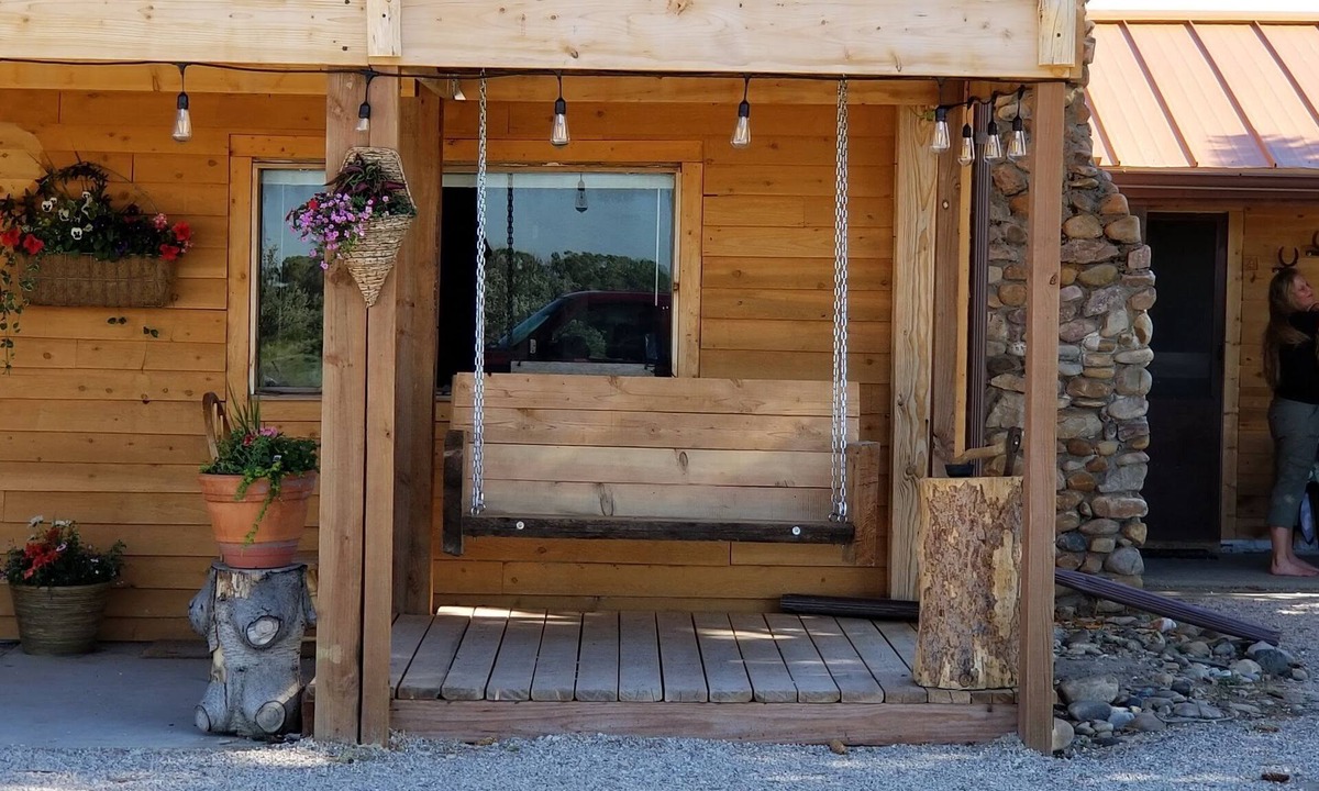 Saratoga Cabin | CopperLine Lodge