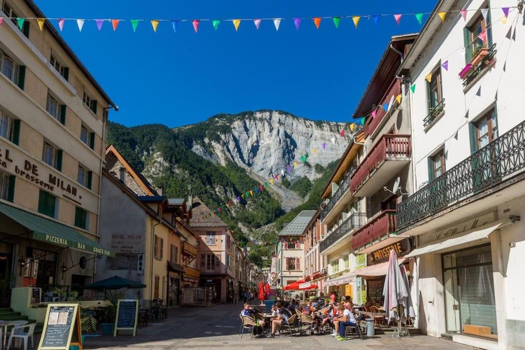Le Bourg-d'Oisans Apartment | Coquet T1 hyper centre