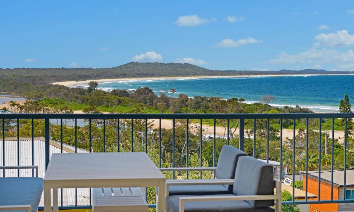 Crescent Head House | Corakuna - Location & Views