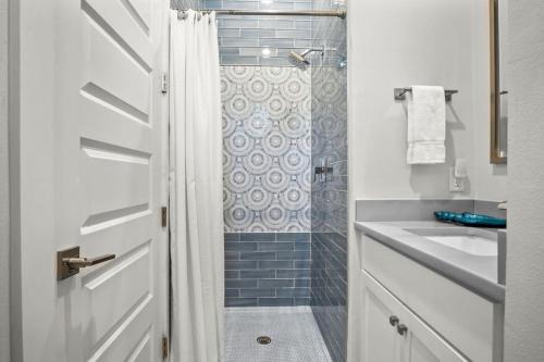 Cinnamon Shore House | Coral Cottage 230 RO B1
