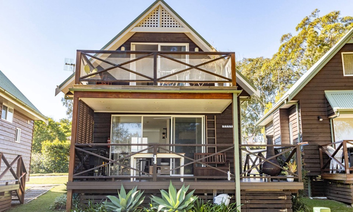 Berrara Ski Chalet | Coral Cottage - Berrara Waters