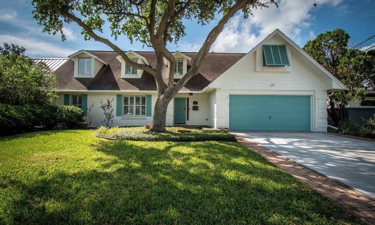 Bay Area House | Coral Cove on Ocean View