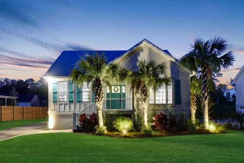 Saint Simons Heights House | Coral Reef Cottage