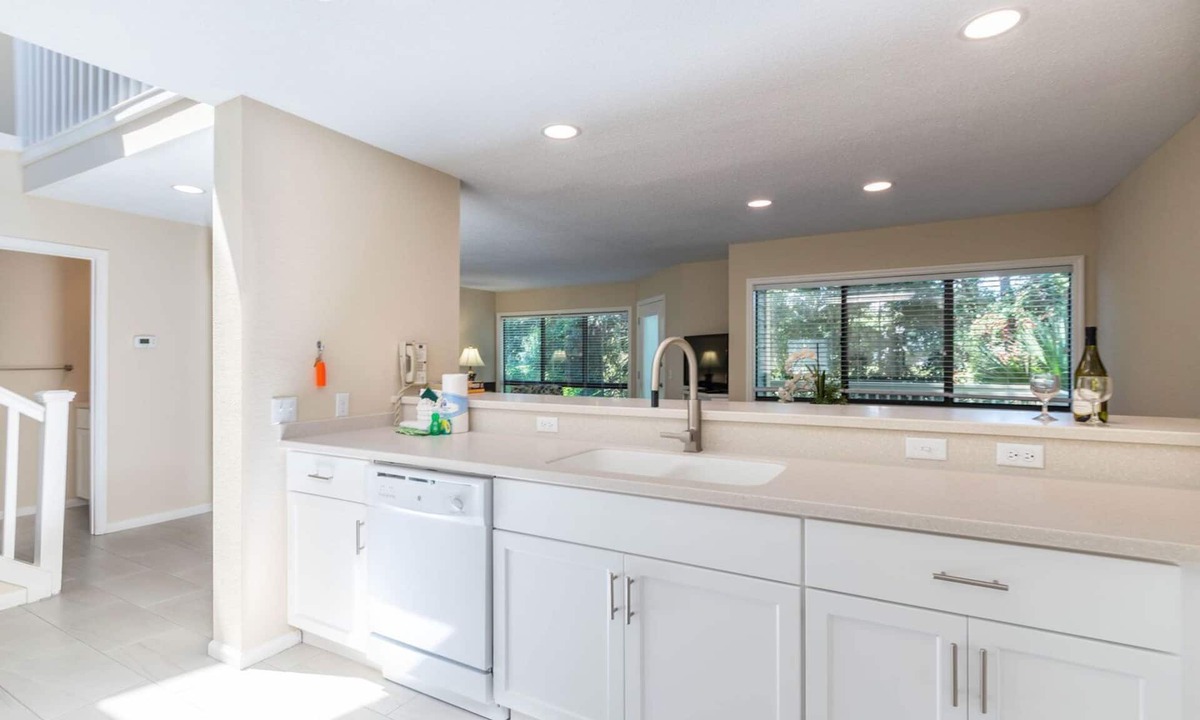 Shipyard Plantation House | Coral Reef Resort
