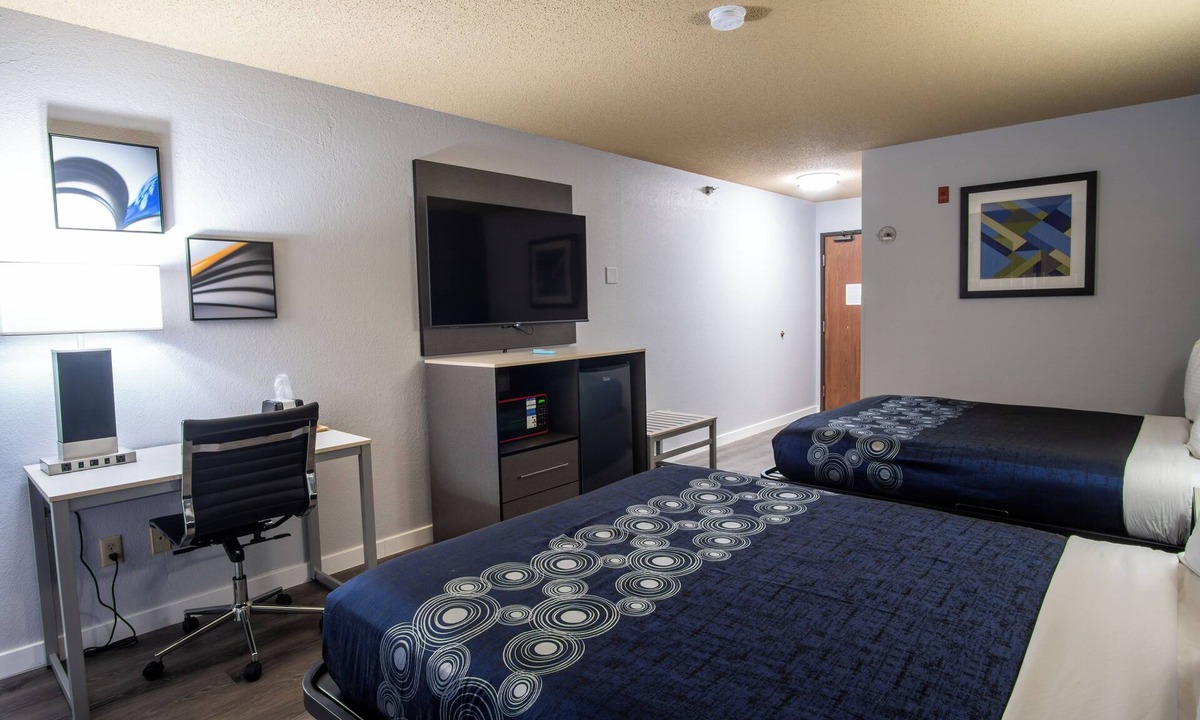 Eagan Hotel | Coratel Inn and Suites By Jasper Eagan - Deluxe 2 Queen Bed Non Smoking