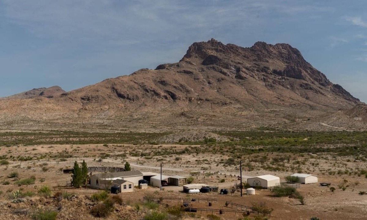 Brewster County House | Corazones Draw Ranch: Spacious Home on 400 acres