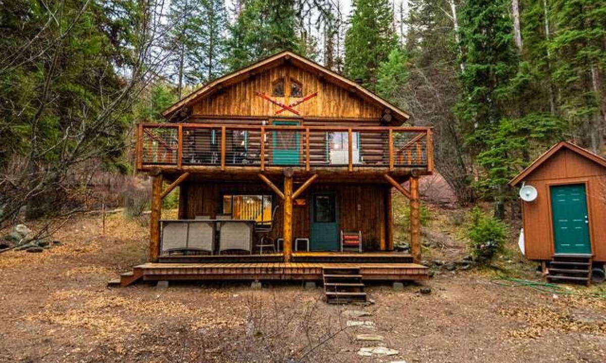 Kalispell Cabin | Corky`s Cabin | Lake Front w/Private Dock