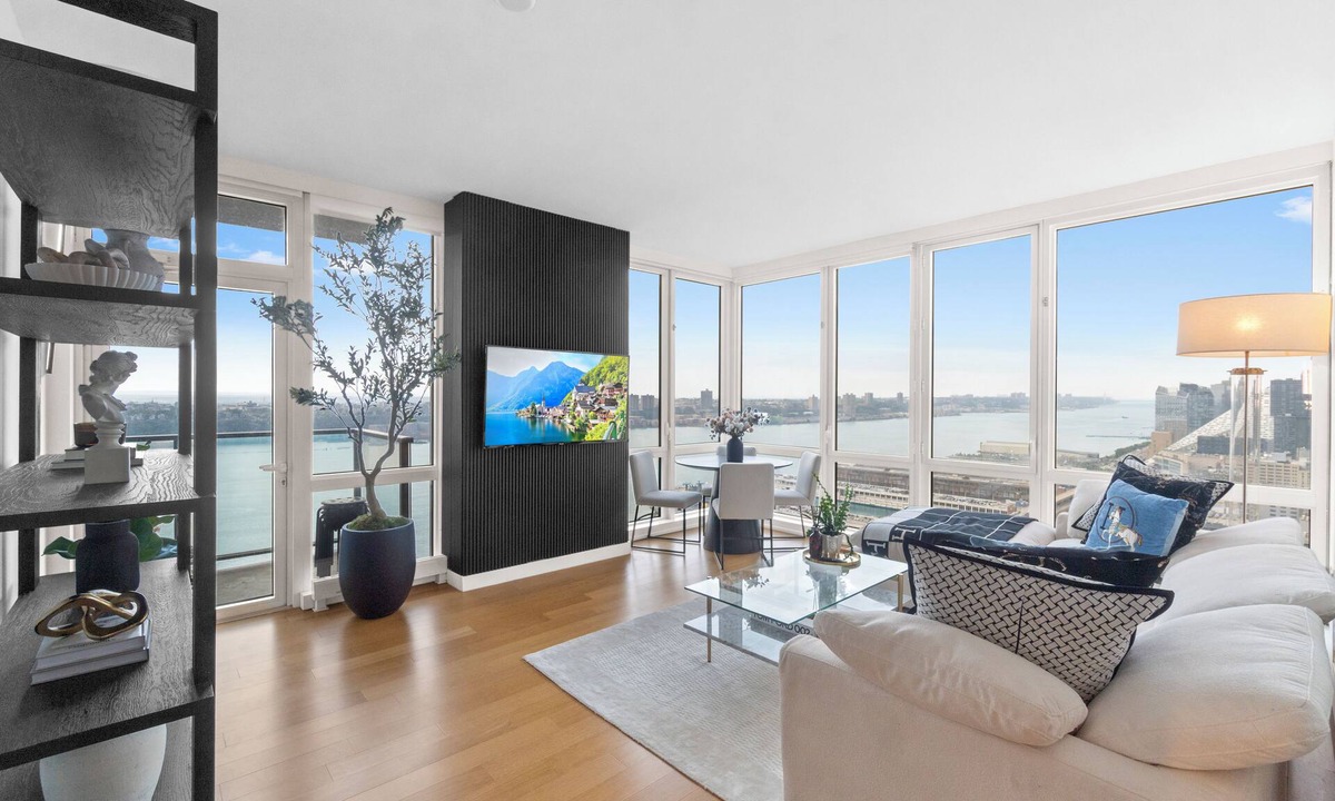 Hell's Kitchen Apartment | Corner 1BR Skyline and River Views Floor to Ceiling Windows Walk to Times Sq