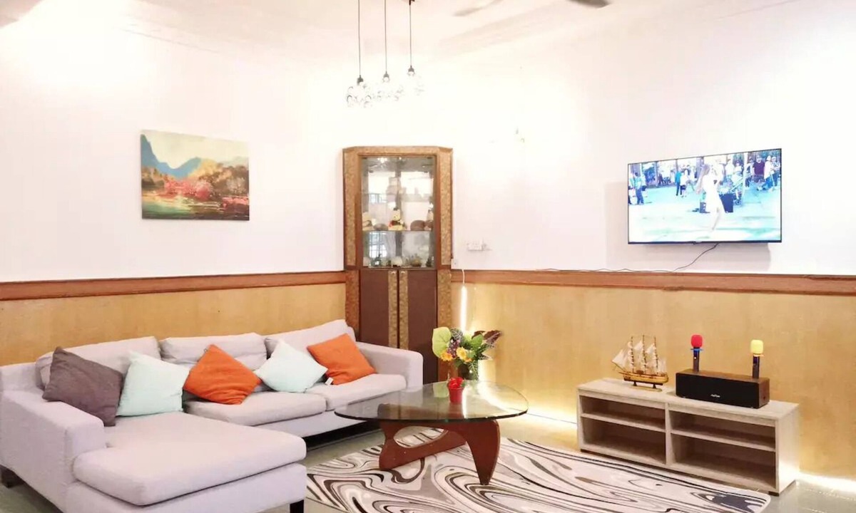 Senai House | Corner House 4BR@Wifi 5-mins/JPO