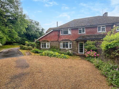 Coleman's Hatch Apartment | Corner House