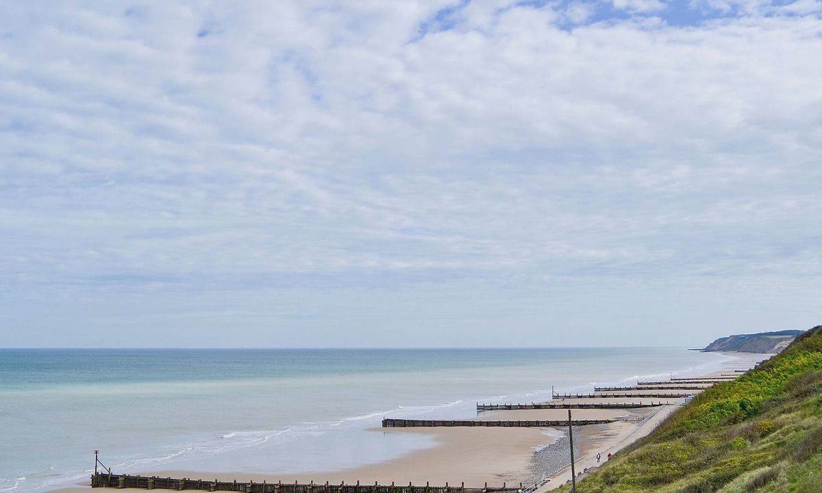 Norwich Cottage | Cornflower Cottage- W40836