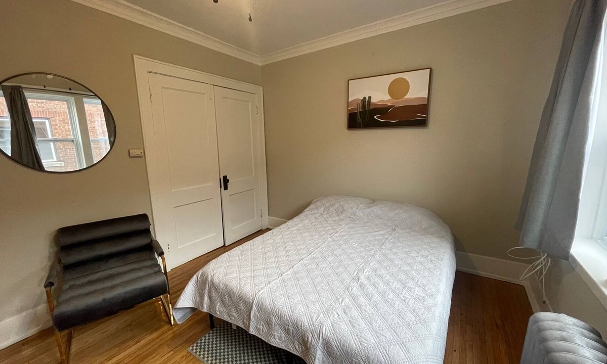 Corn Hill Apartment | Cornhill Arts District - 1 Mile from Strong URMC and U of R - Entire Condominium