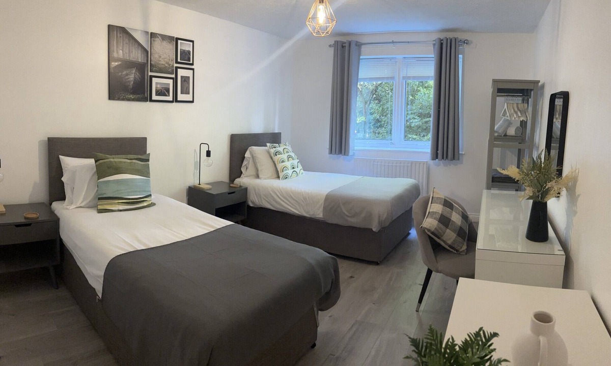 Portswood Apartment | Corporate Comfort - luxury 2 bed, free parking