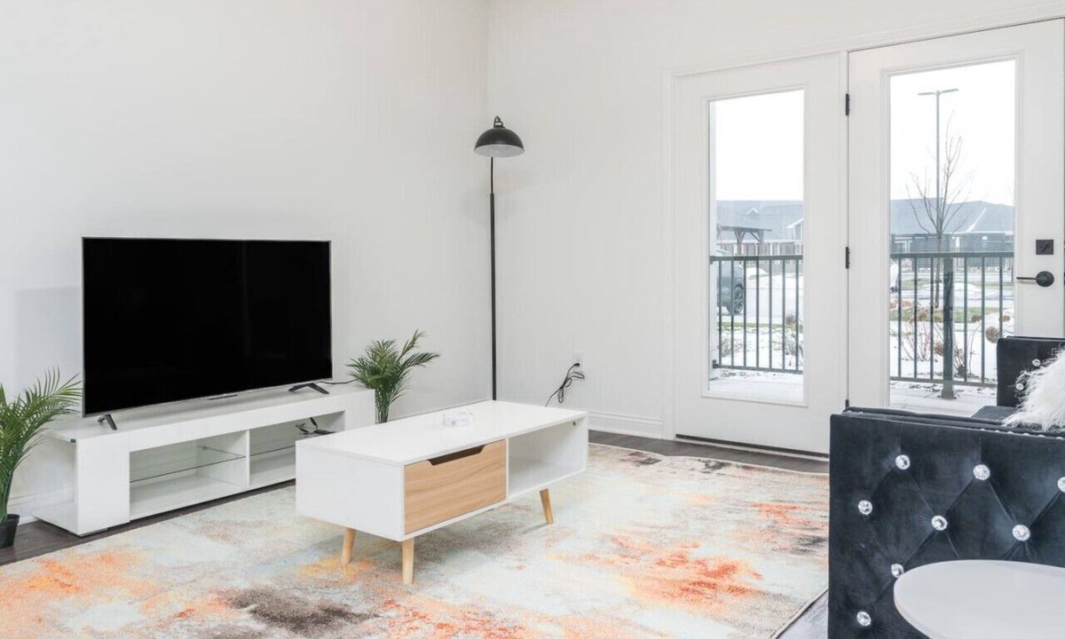 Whitestown Apartment | Corporate Housing by MGM