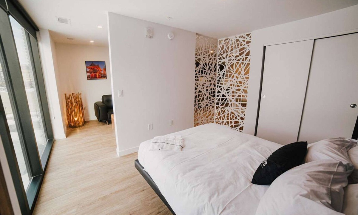 Winnipeg Apartment | Corporate Stays | Stradbrook Studio