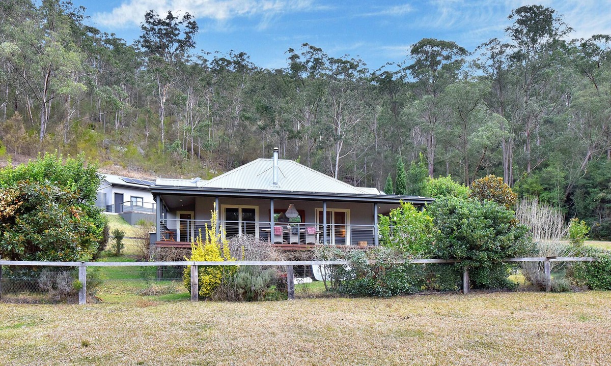 Wollombi Apartment | Corrabare Cottage and Studio