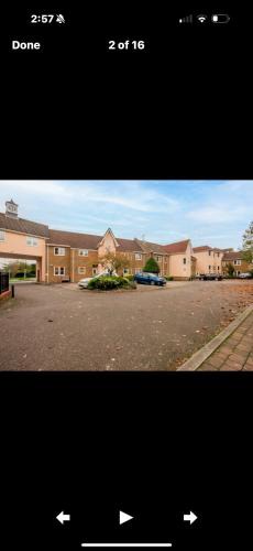 Hockley Apartment | Cost Village flat in Hockley