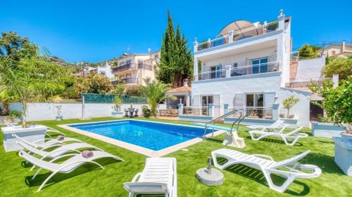 Lloret de Mar Villa | Costacabana - Villa Maribel