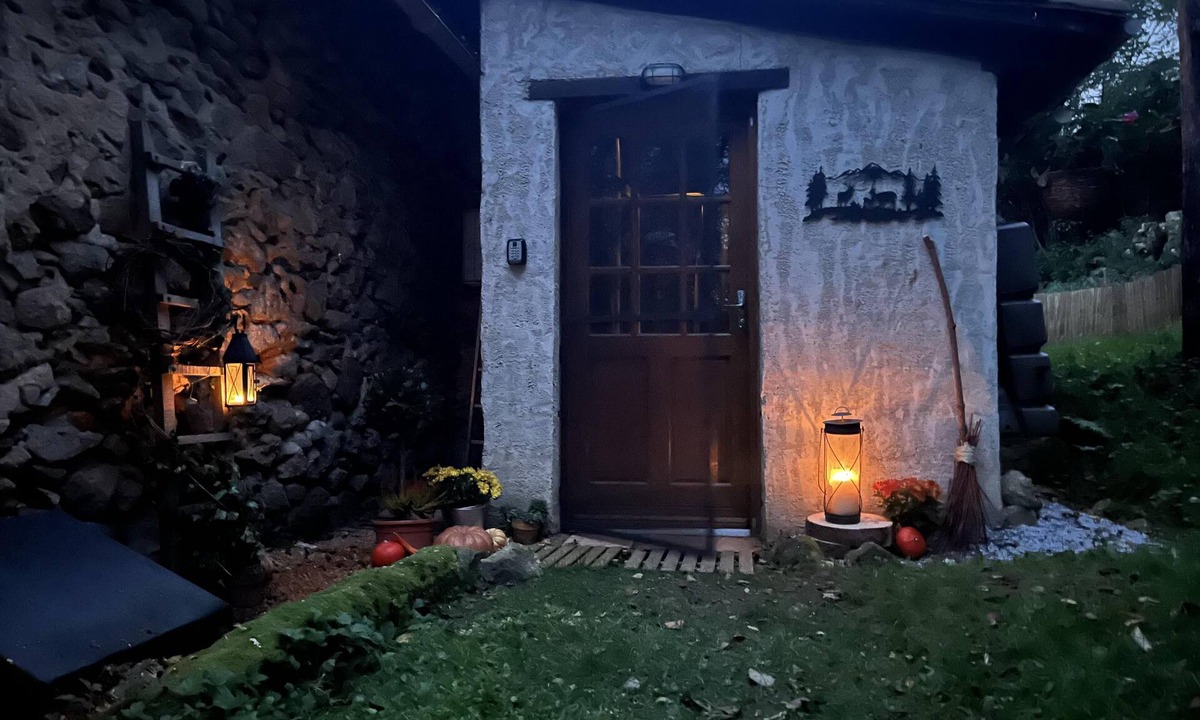 Prayols Cottage | Cosy 2- bed Cottage in the mountains