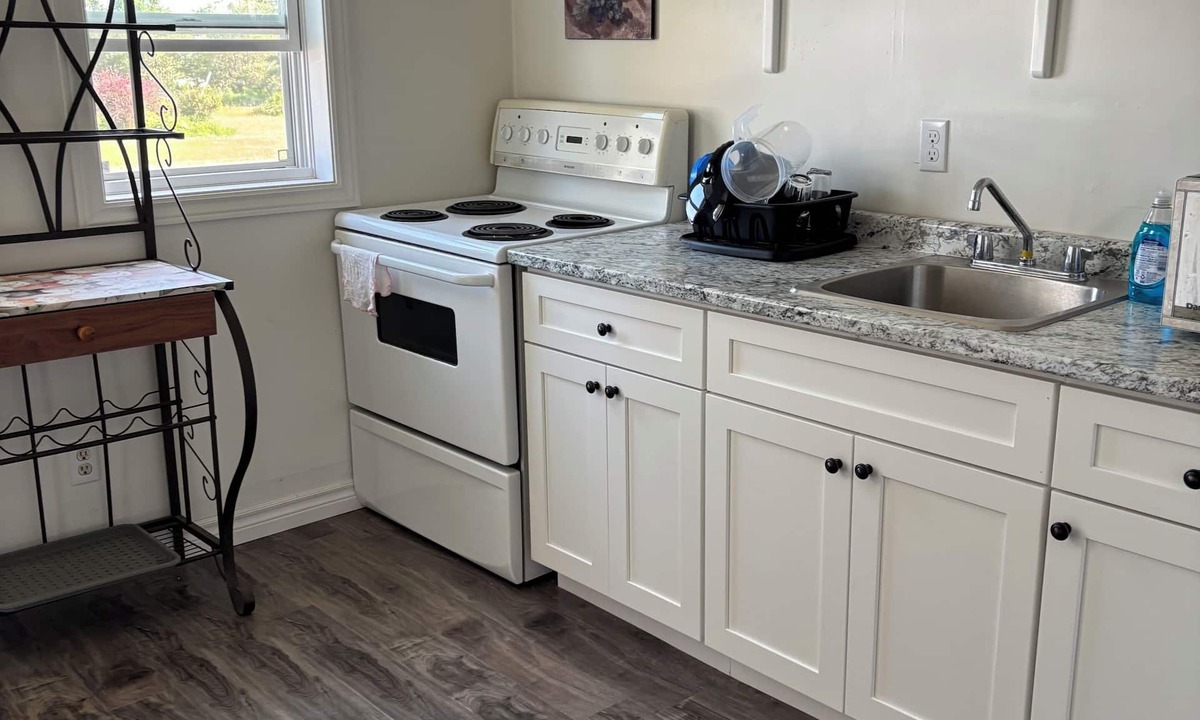 Bayside Cottage | Cosy 2 bedroom cottage.