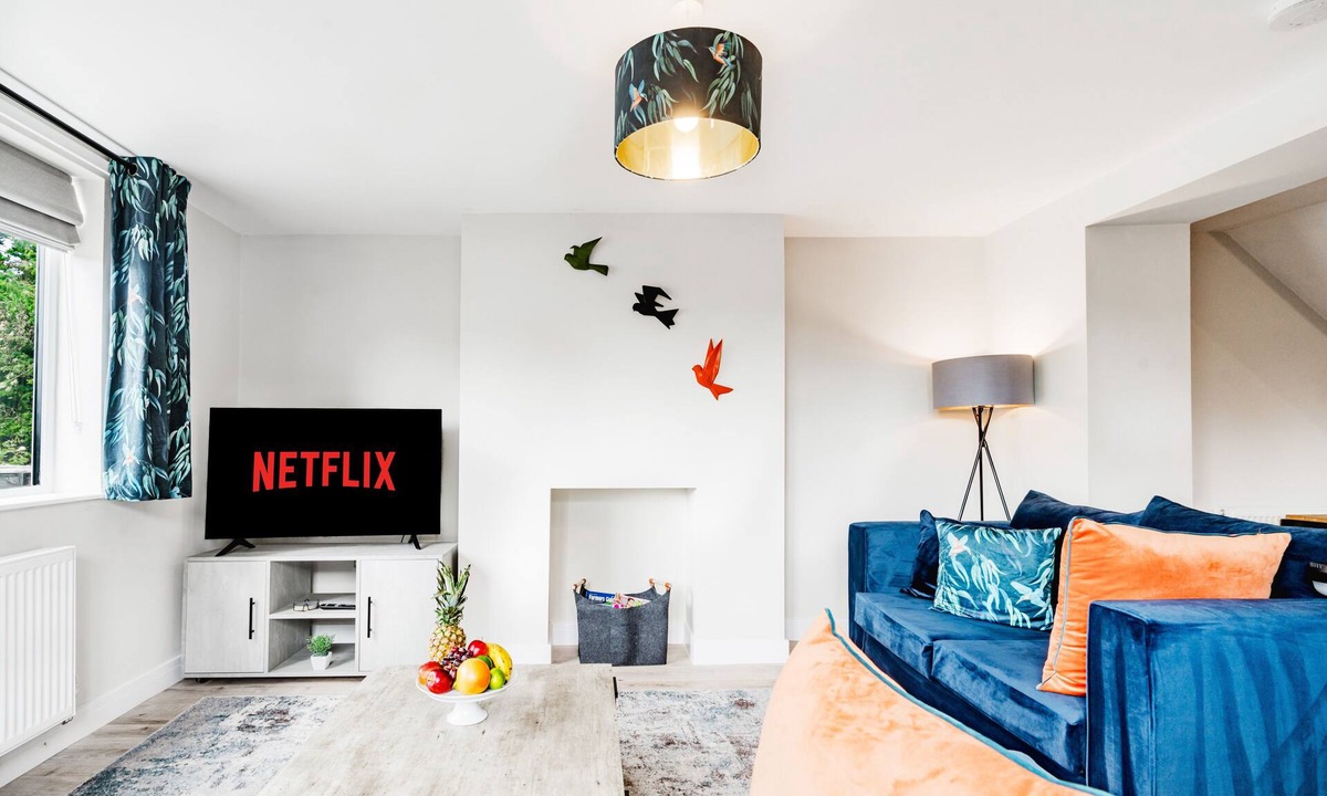 Rossington Cottage | Cosy 2BR Cottage Free Parking