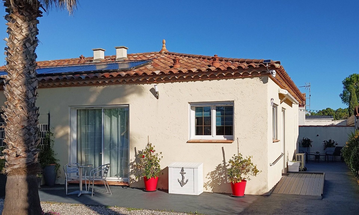 Sigean Apartment | Cosy 53 m² T2 for a relaxing getaway in Sigean