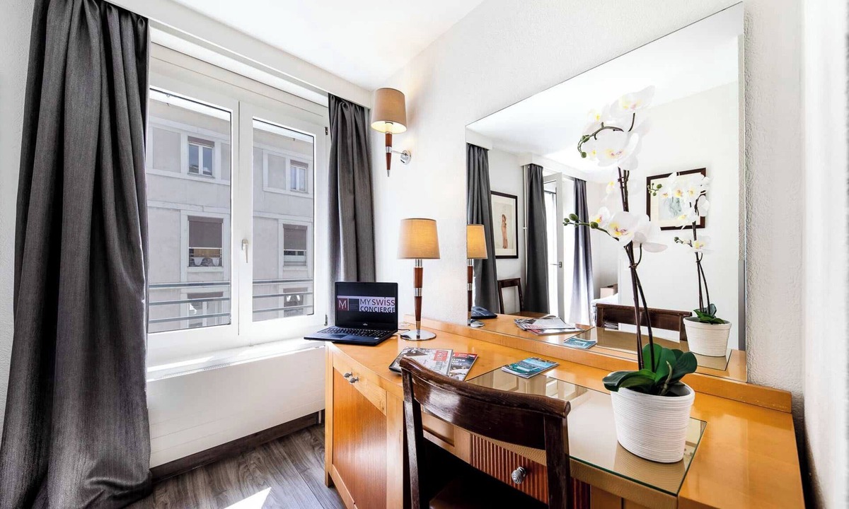 Downtown Geneva Apartment | Cosy, Air-conditioned Flat -1br/4p- Geneva